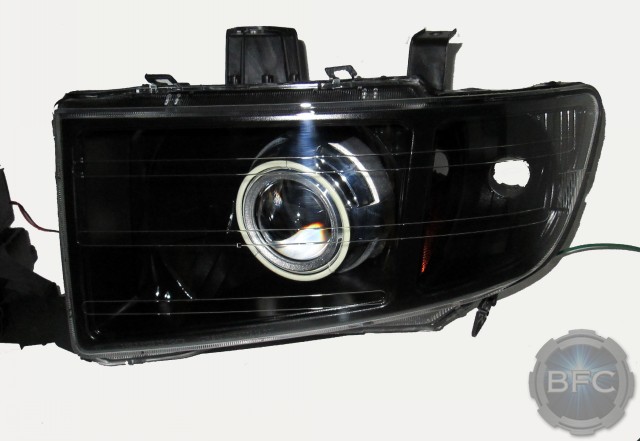 2007 Honda Ridgeline HID Projector Headlights Halo