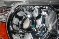 05-11_toyota_tacoma_gatling_chrome_projectors (6)